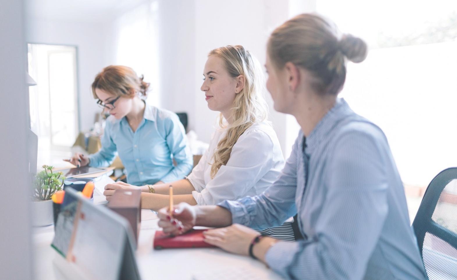 Partenariat d'affaires stratégique pour la croissance financière